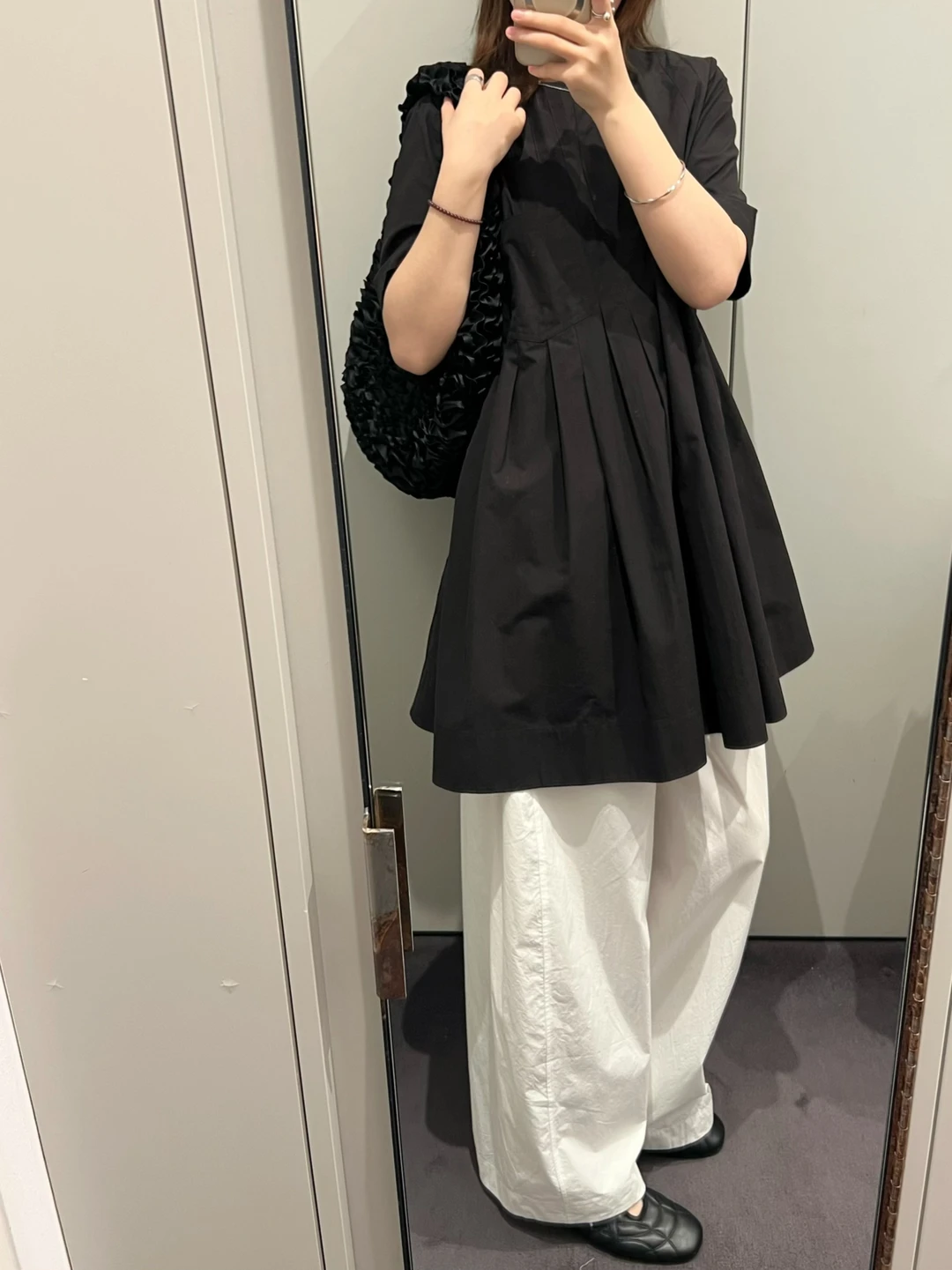 COS试衣间｜这一套好日系三宅！ 黑or蓝选谁？！