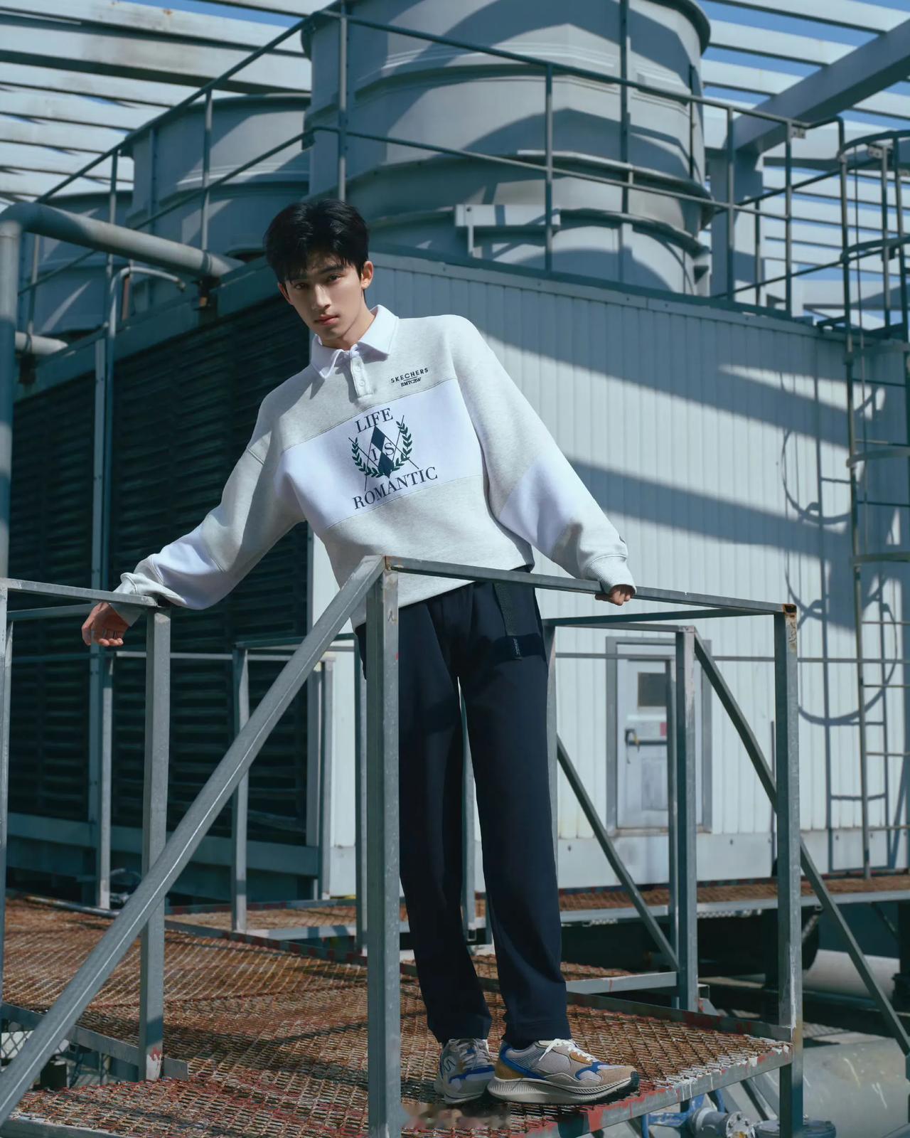 #斯凯奇户外运动代言人王星越#青春男大既视感[酷][赞]#王星越#