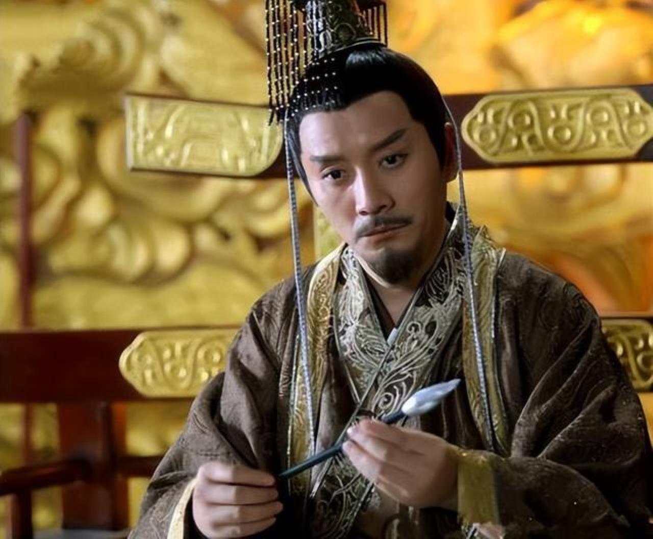 一句玩笑捂死皇帝！东晋最后24年有多荒诞？痴傻皇帝、权臣互杀、刘裕摘桃
 
公元