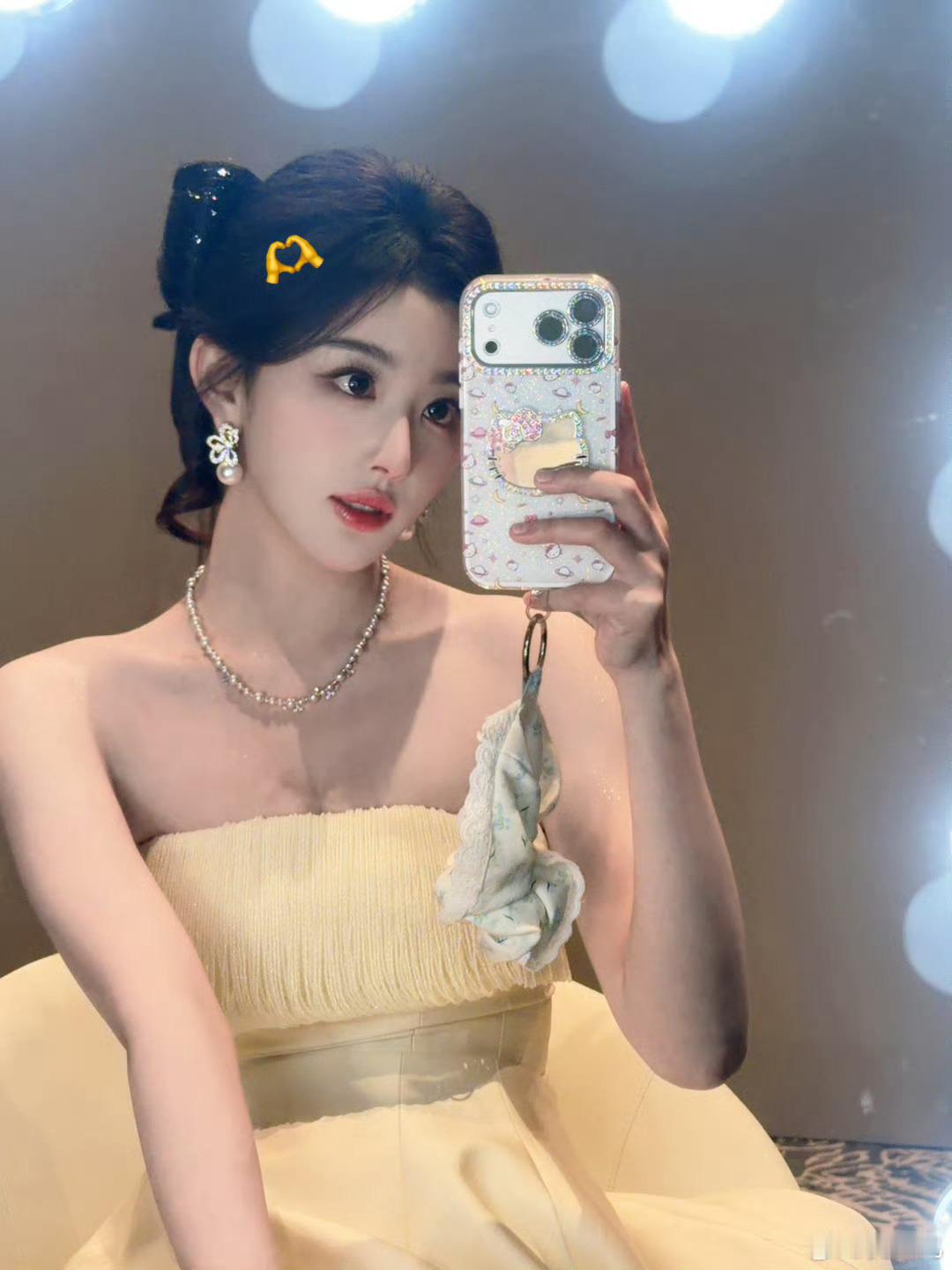 孔雪儿发文cue鞠婧祎孔雪儿不舒服了直接说孔雪儿发文cue了鞠婧祎，可以的 