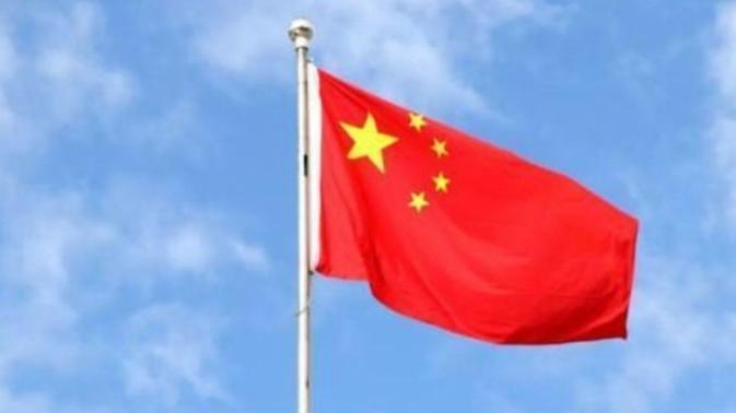法媒这回又不开心了，就是咱们国家在6月1日那天，用崭新的长征十二号乙运载火箭，悄