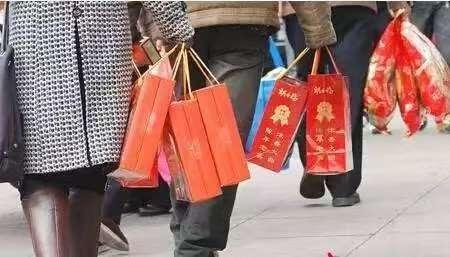 最近有个小伙伴满面春风，肉眼可见的幸福，就差把“好事将近”几个字写在脸上了公司上