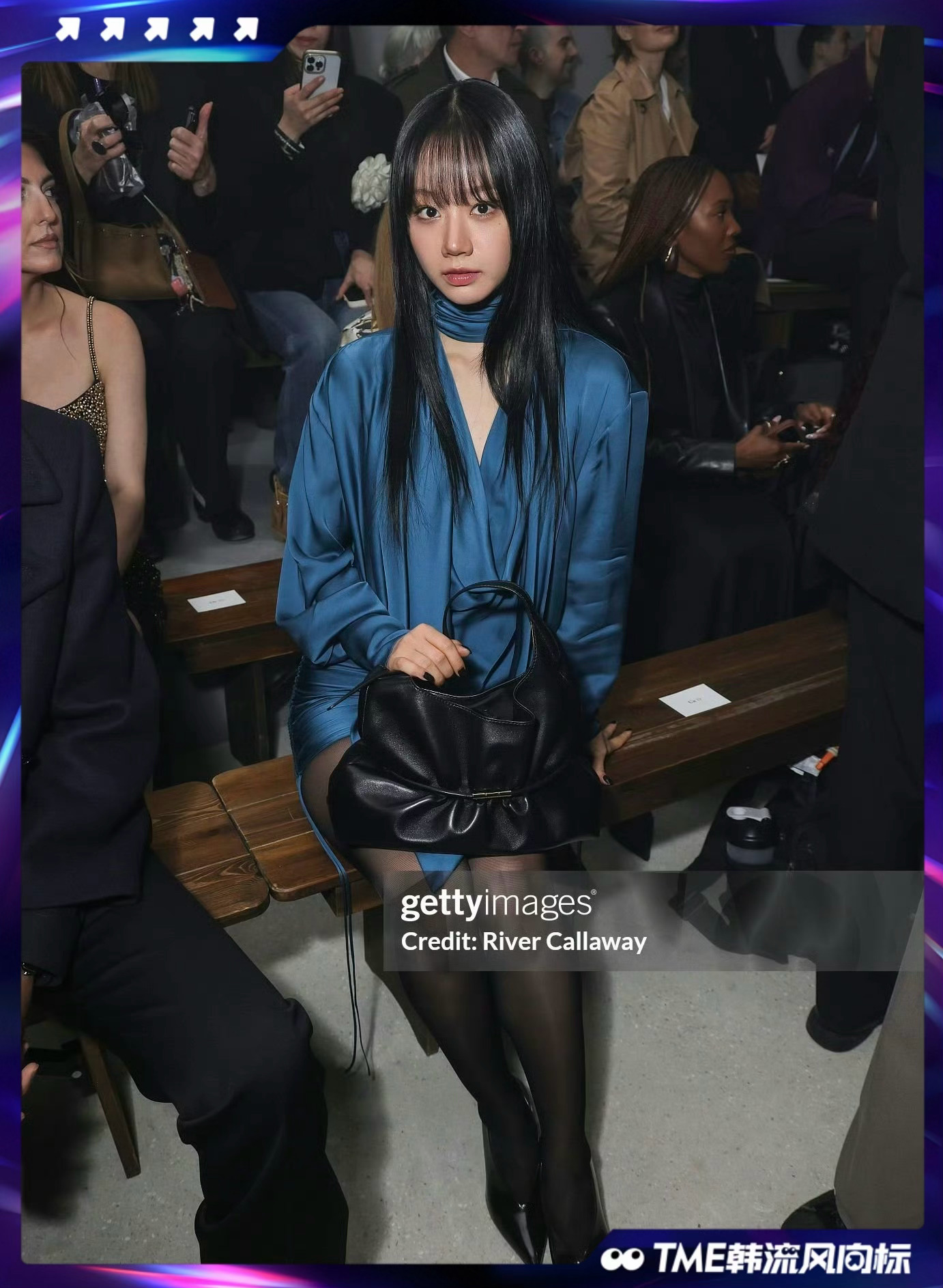 李惠利黑长直蓝裙 BALMAIN 2026秋冬大秀，李惠利黑长直×宝石蓝礼服惊艳