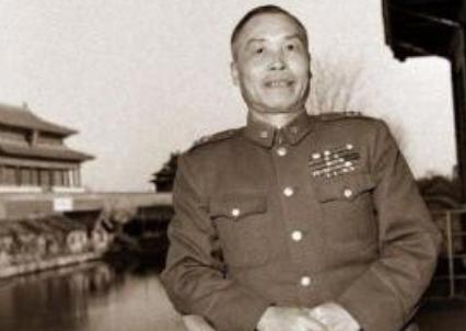 李宗仁晚年返回大陆的原因：李宗仁在美国过得相当苦闷，他本是政坛大人物,却在美国蜗