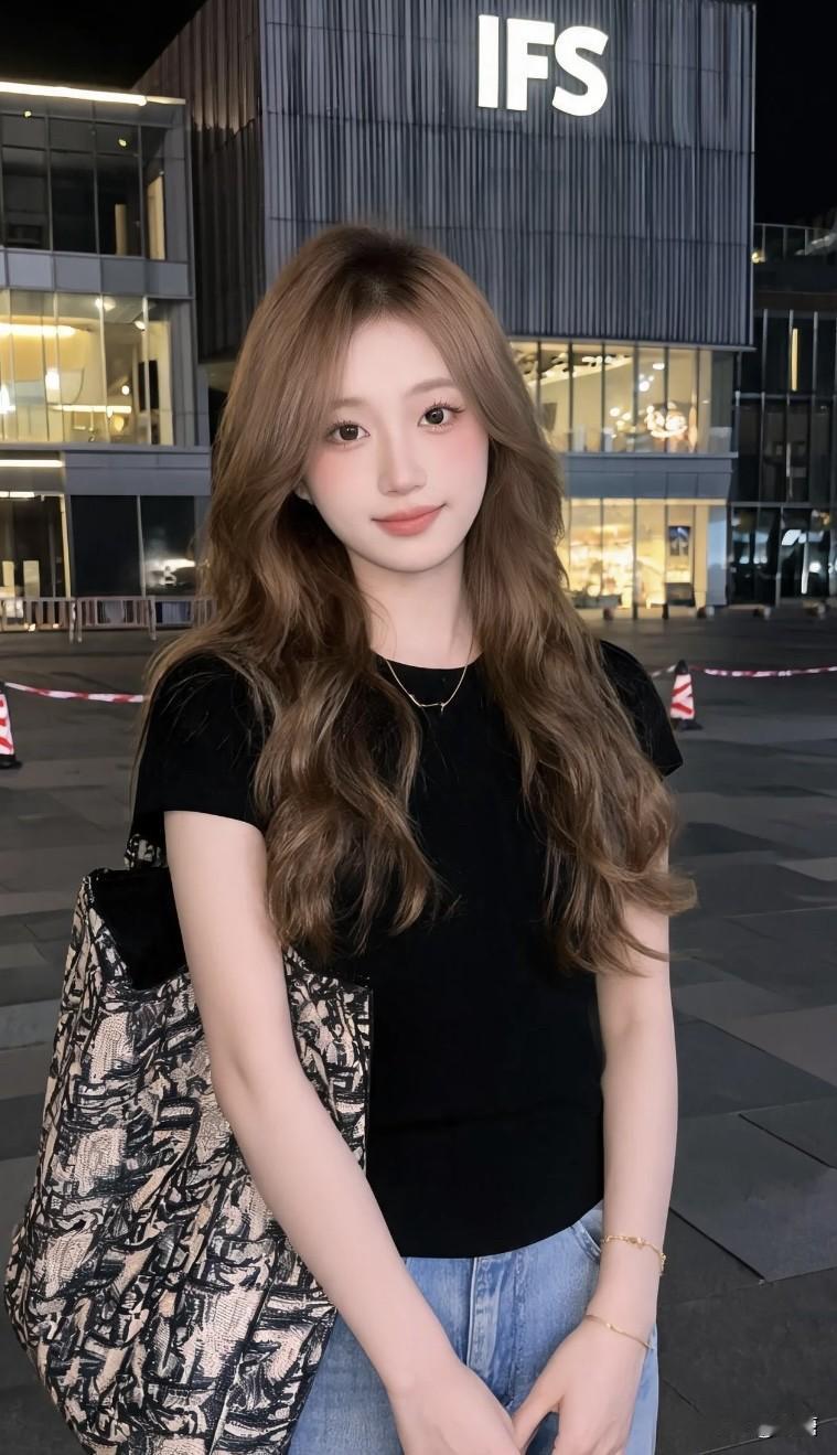 𓆡⸝⸝⸝ɴɪᴄe

日子
没有我们以为的那么糟

只要
放慢脚步
转角便有微风