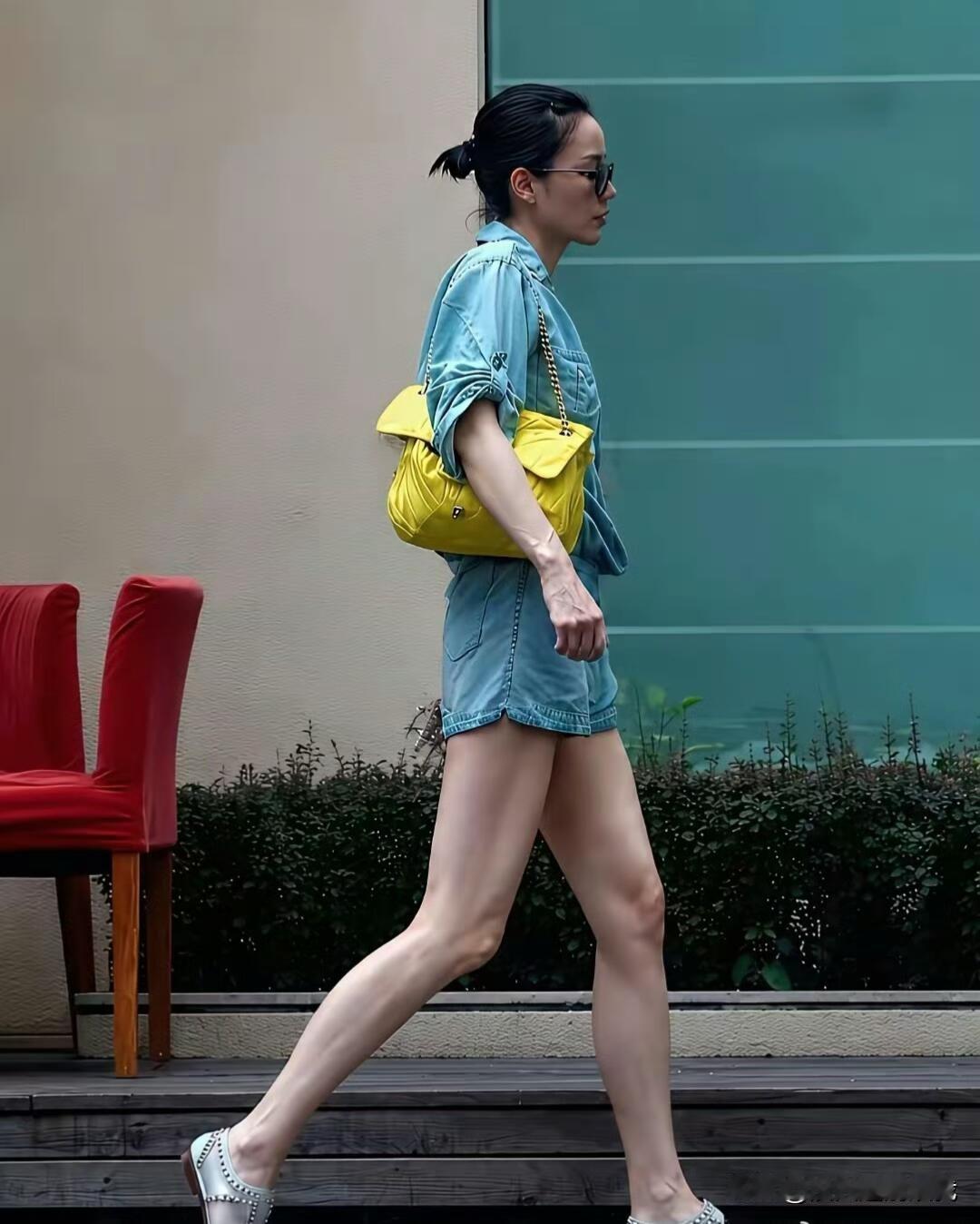 这是王菲和李亚鹏约会的时候
