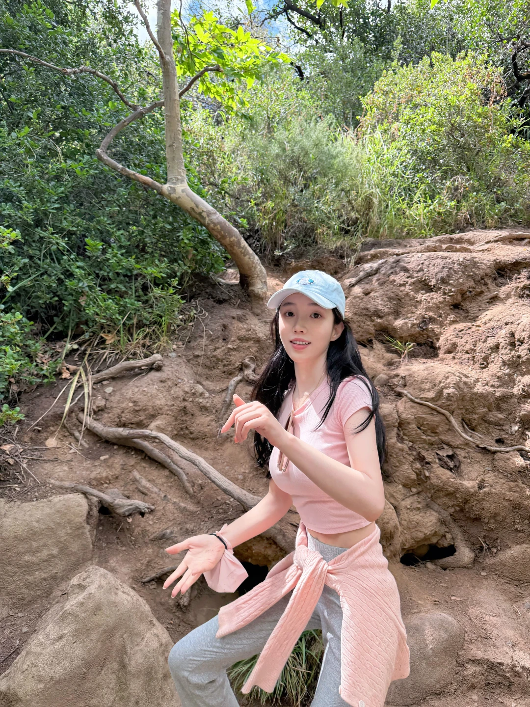千万别随便答应老外去hiking