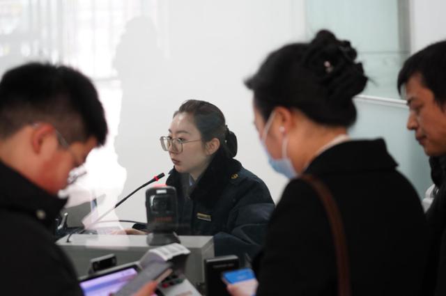 这位手速超快英语超溜的小姐姐，收到一份特别的新春祝福