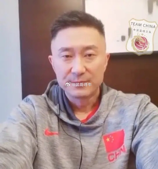 篮协连夜出手了？中国男篮输日本后，据说要把杜锋给请回来了。有篮球媒体人已经有了这