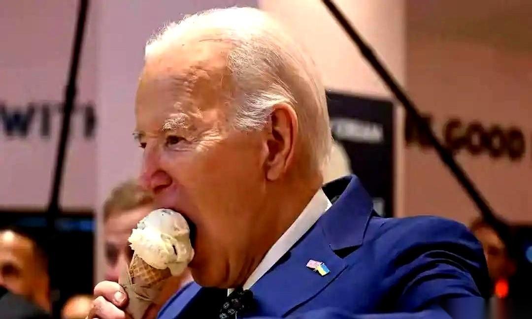 美国人一天吞下的糖，够中国人吃上一整周。
这根本不是口味重，而是一场长达半个世纪