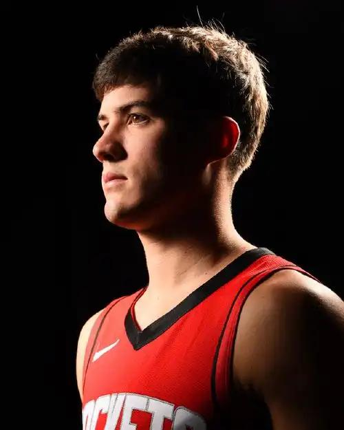 申京的假挡拆，火箭只有谢泼德能传出来

火箭战胜掘金，谢泼德替补上场30分钟，投