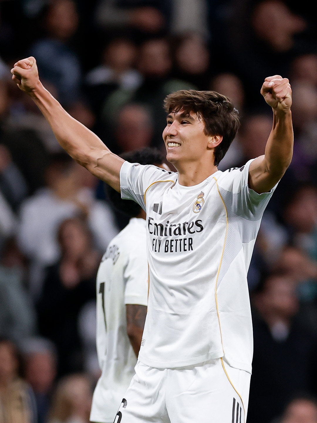 贡萨洛：“在伯纳乌球场获得全场起立鼓掌，是我儿时的梦想成真。我从小就热爱这家俱乐