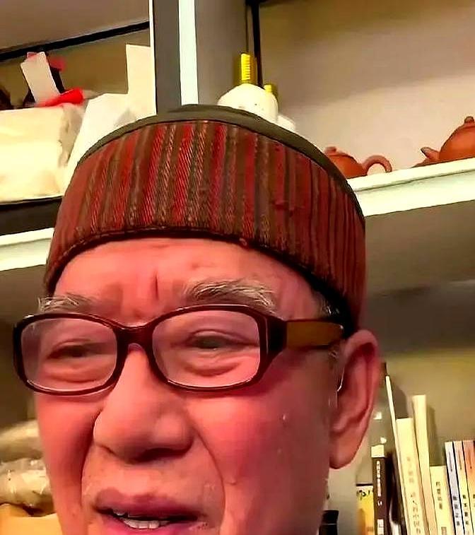 砸进三千万养老本，只换回两万块票房。
 
这是老戏骨李立群为女儿造梦的真实账单。