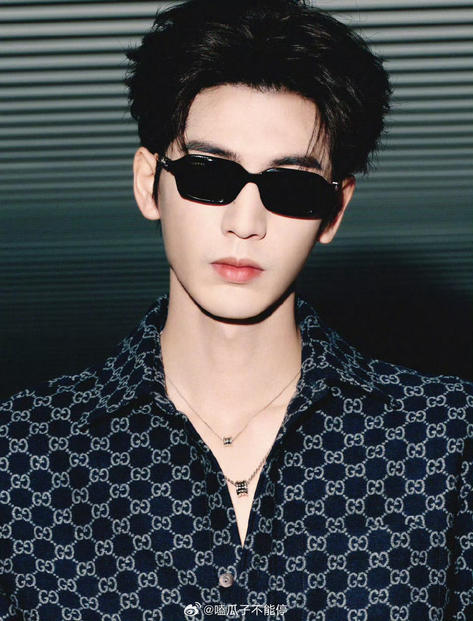 张凌赫逐玉追剧团出图🈶好帅，状态非常好