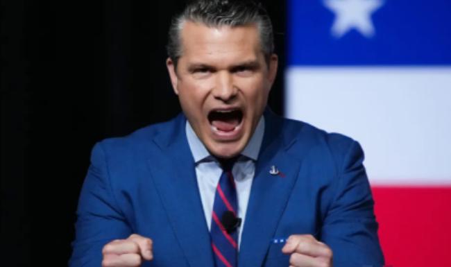 就在刚刚，
美战争部长：中国和俄罗斯，美国不放在心上。
-
五角大楼的简报室里，