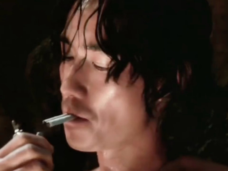 朱一龙倪妮 顶级过肺 《东极岛》片花这段朱一龙和倪妮对手戏真的是内娱X张力天花板