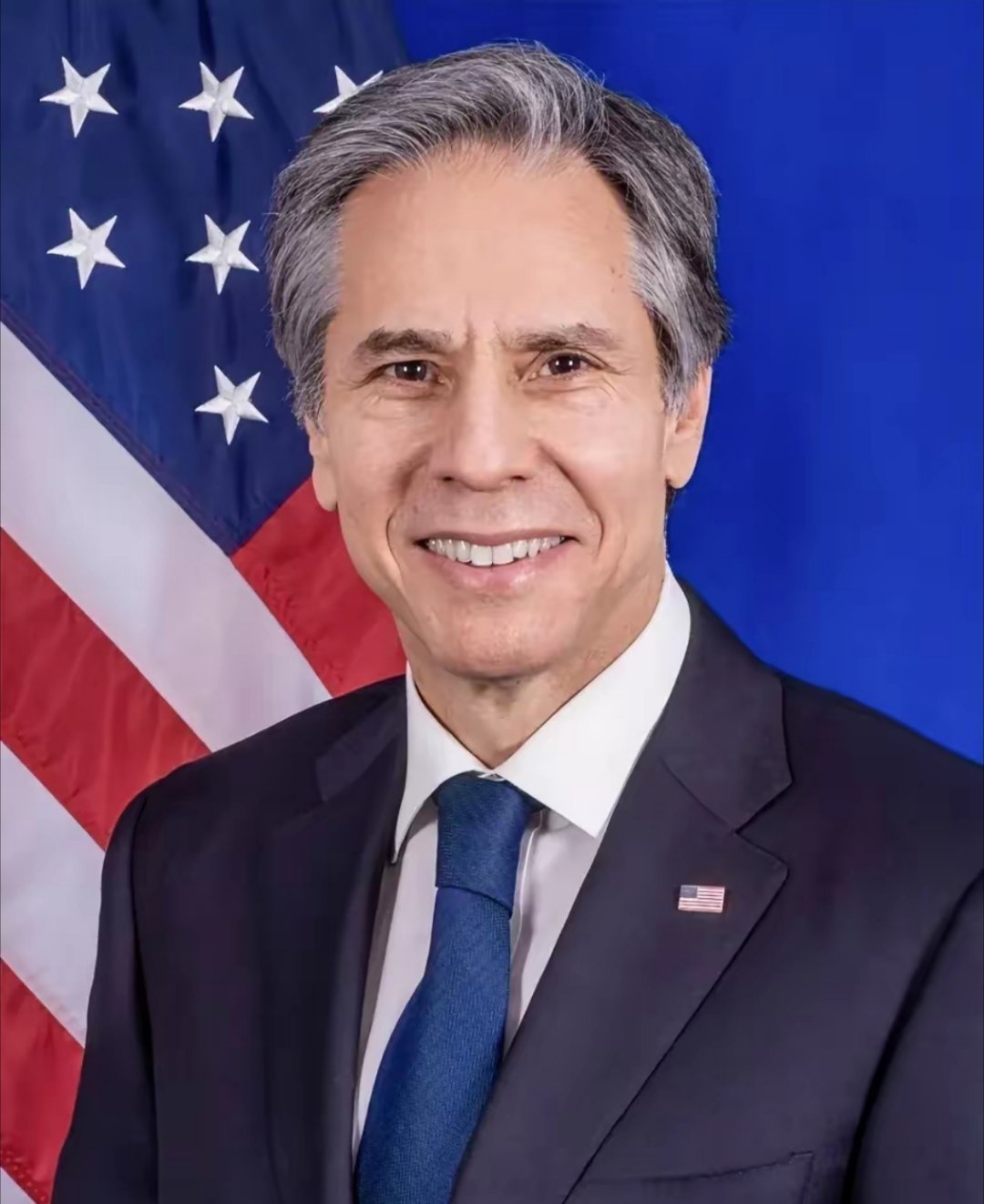 美国国务卿布林肯公开表示，乌克兰应该让更多的年轻人参与到与俄罗斯作战，布林肯称，