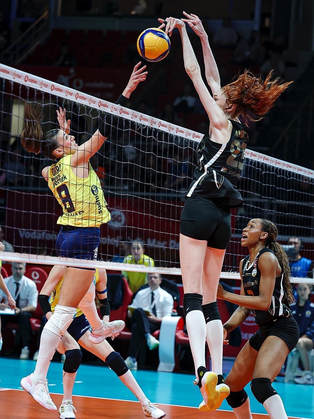 银行队土超决赛第一回合精彩图集！ 