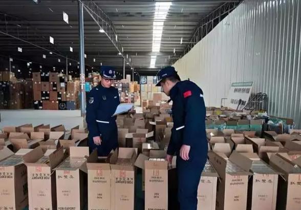 特大稀土走私案曝光，涉案超百亿，直供欧美军工，这是国家资源保卫战！这伙人胆子太大