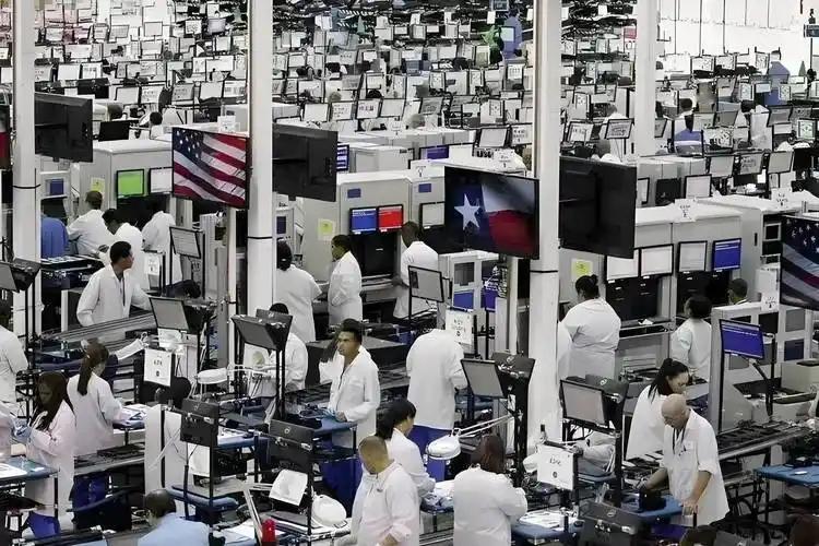 中国这招阳谋确实高明，变相帮着西方发达国家去工业化。没错，就是“帮”，中国凭借强