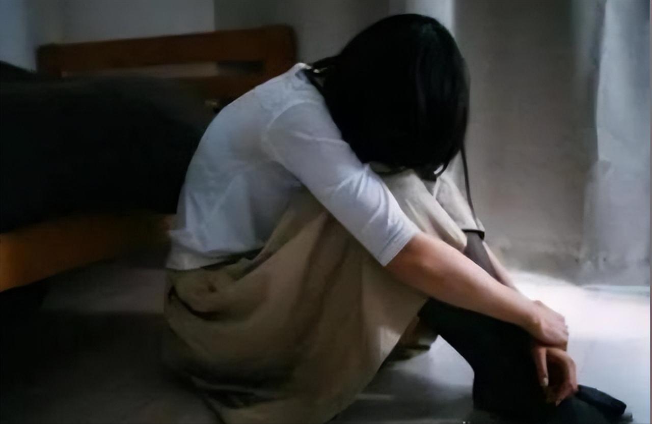 浙江杭州，一29岁女子私处肿了一个“鸡蛋”大的包，疼的坐卧不安，半夜还睡不着，可