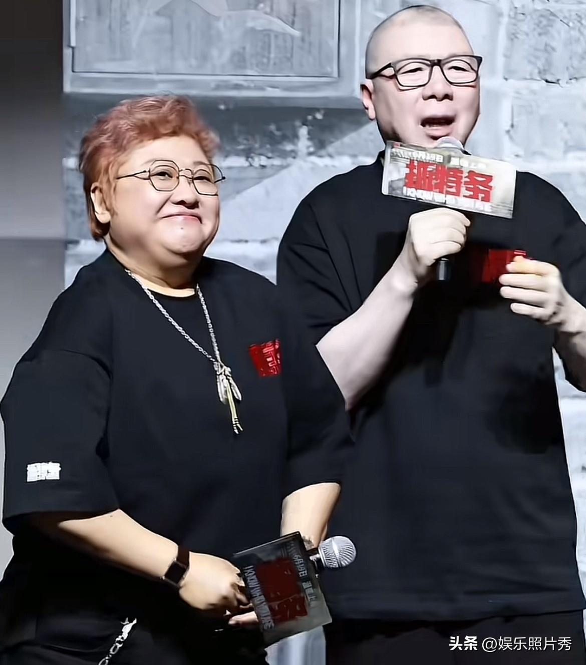 冯小刚借她的嘴，说出了自己的“心里话”！

看到好多人对韩红那一句“走个面儿”，