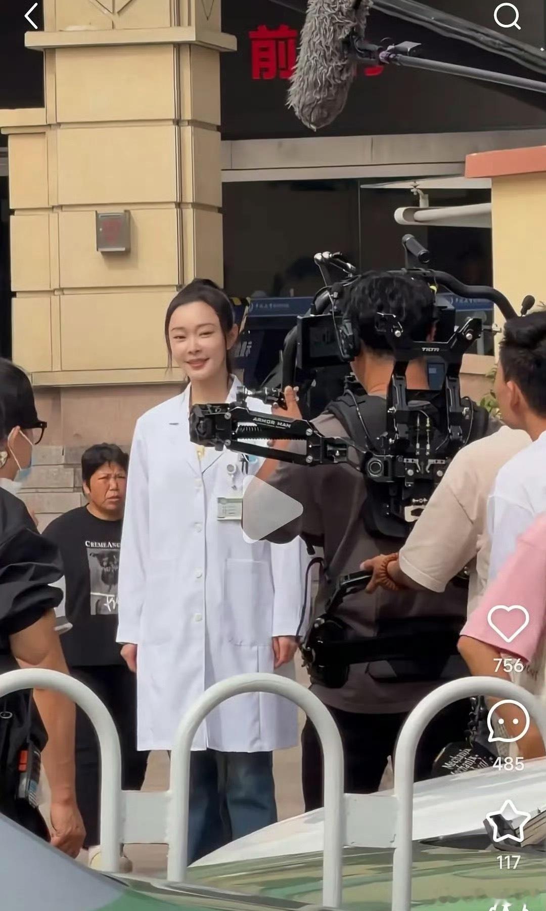 宋轶新剧路透🈶️，看起来怎么和之前不一样了 ​​​