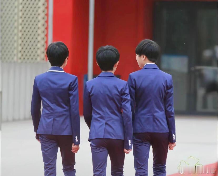 TFBOYS十二年14首mv 14首是数字，十二年是跨度，藏着的是少年们一步步成