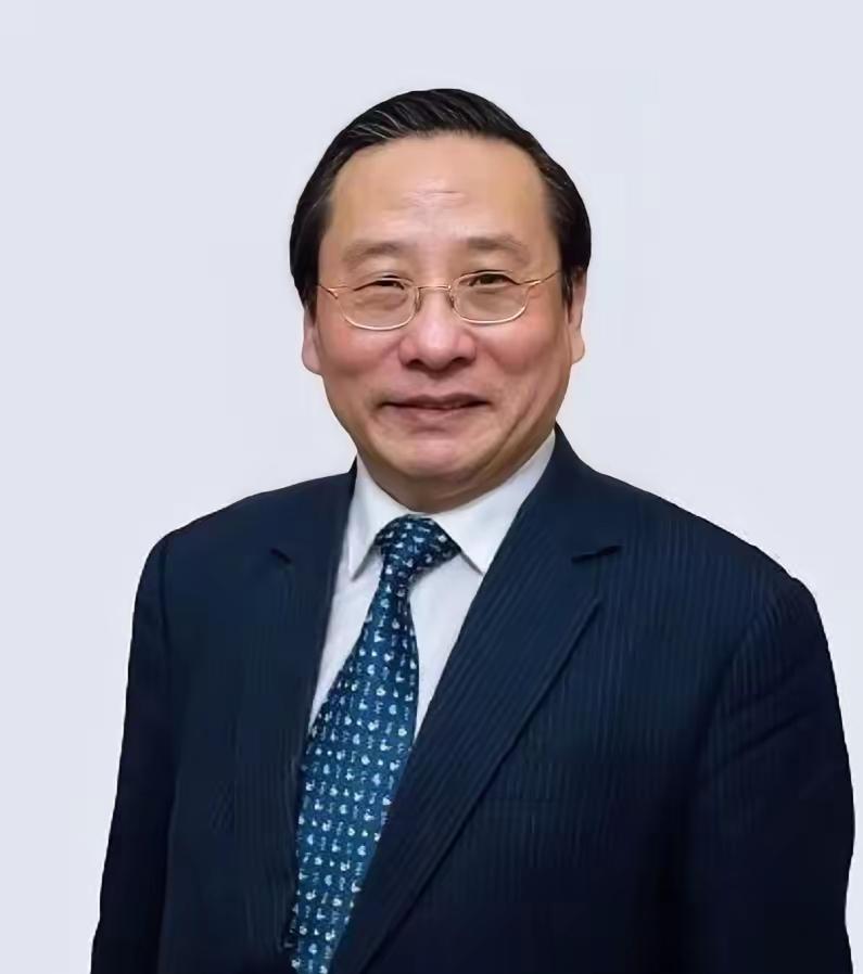 看得太过瘾！不靠高声争辩，两份历史档案直接击穿日方的文字诡辩。
 
很多对外交锋