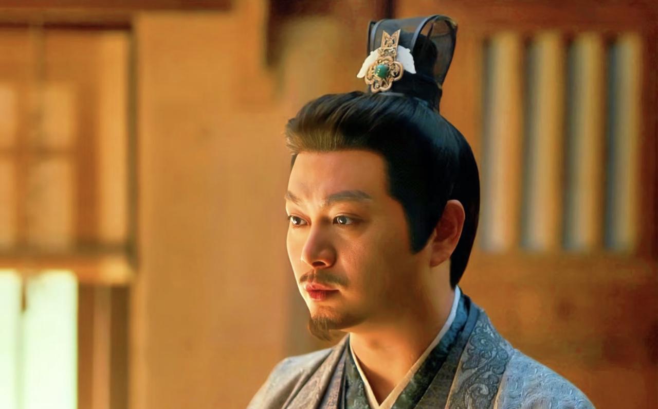 真正的权力游戏里，没有“一念之仁”，只有“一念之差”。
原著里兰嬷嬷为齐旻赴死