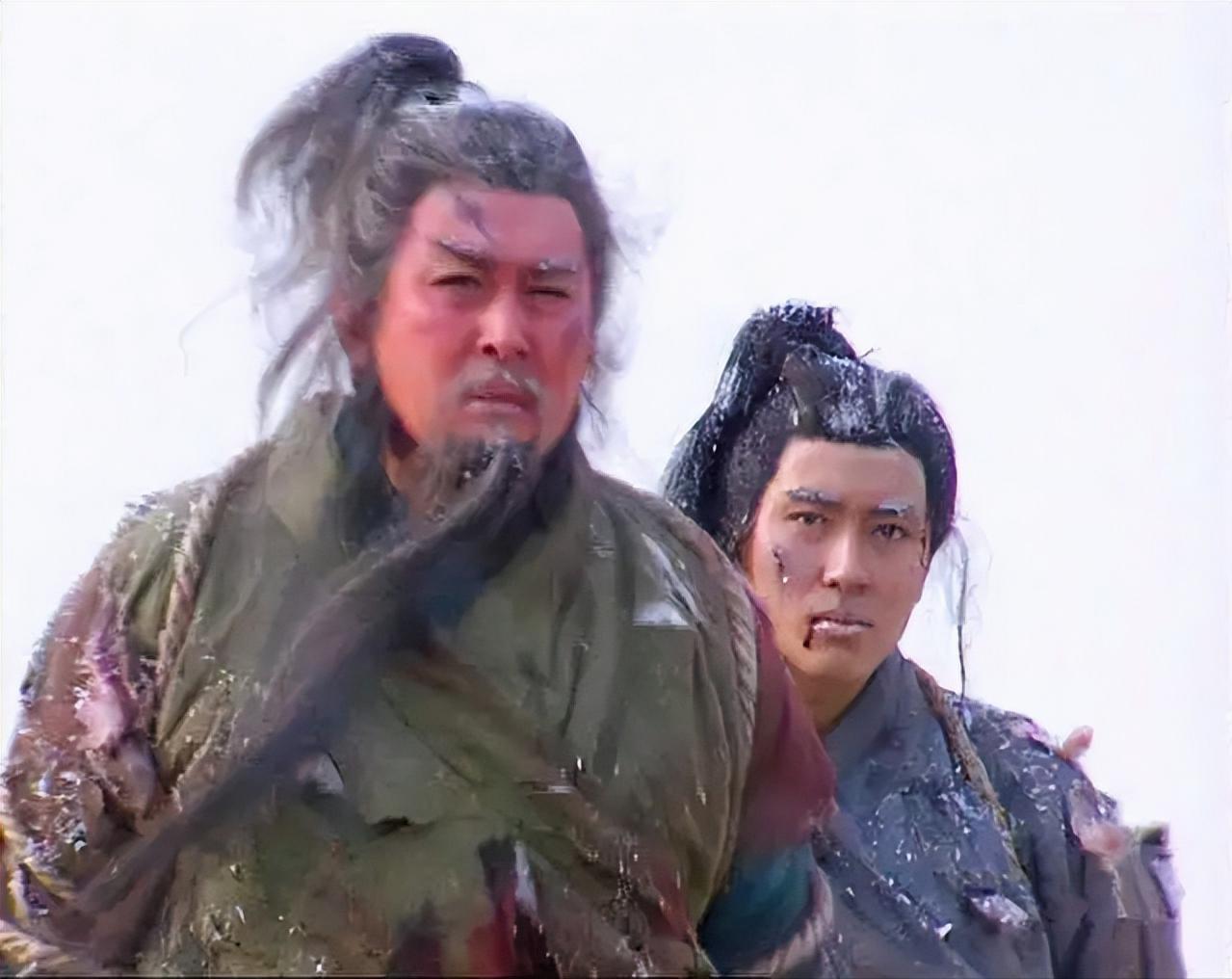 《三国演义》中，此三个人德不配位，明显被高估：
第一位：关羽
关羽这个人，本事不