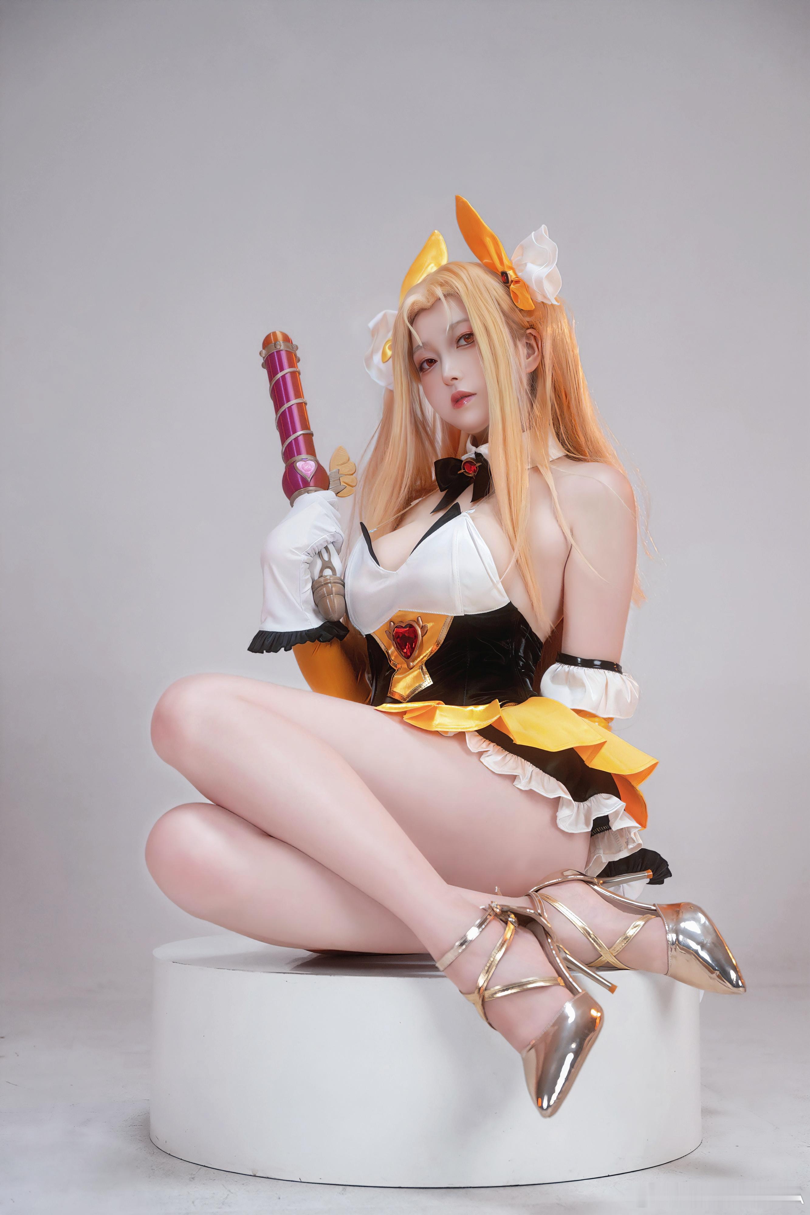 cosplay 魔法少女？看起来像阿姨奥利维耶服装摄影点亮你的次元图鉴动漫嘉年华