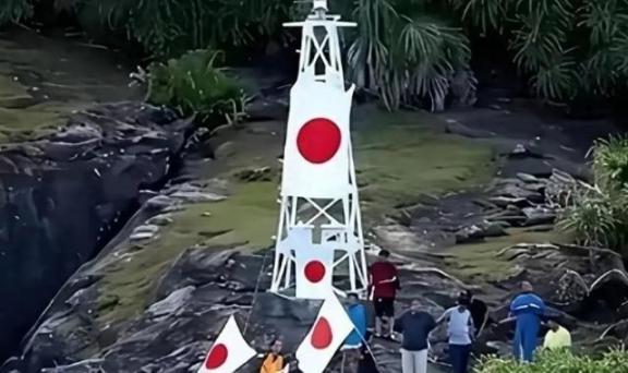现在终于明白，我们为什么不趁着中日冲突拆掉钓鱼上的灯塔了，因为这个灯塔大概率会成