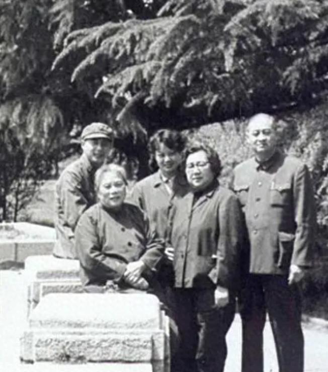 65年朱德因女儿之事动用直升机属特例，事后向中央诚恳检讨，最终结果究竟如何呢
1