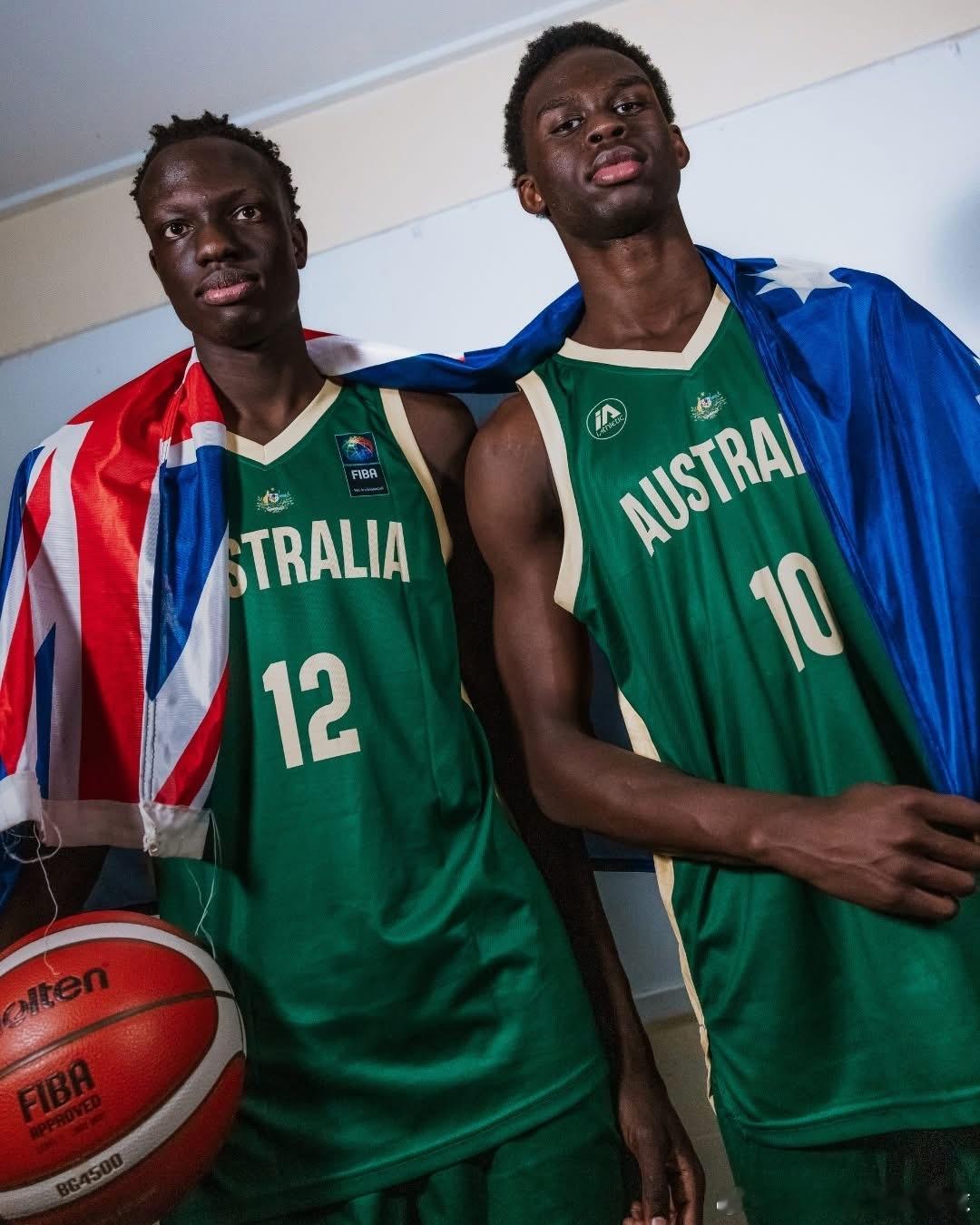 大洋洲U17决赛已经开始了，油管免费看新西兰 🆚澳大利亚卢克保罗，会有什么样的