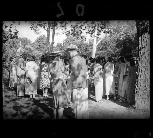李效黎 和林迈可 在北京燕京大学举行的婚礼1941.06.25 ​​​