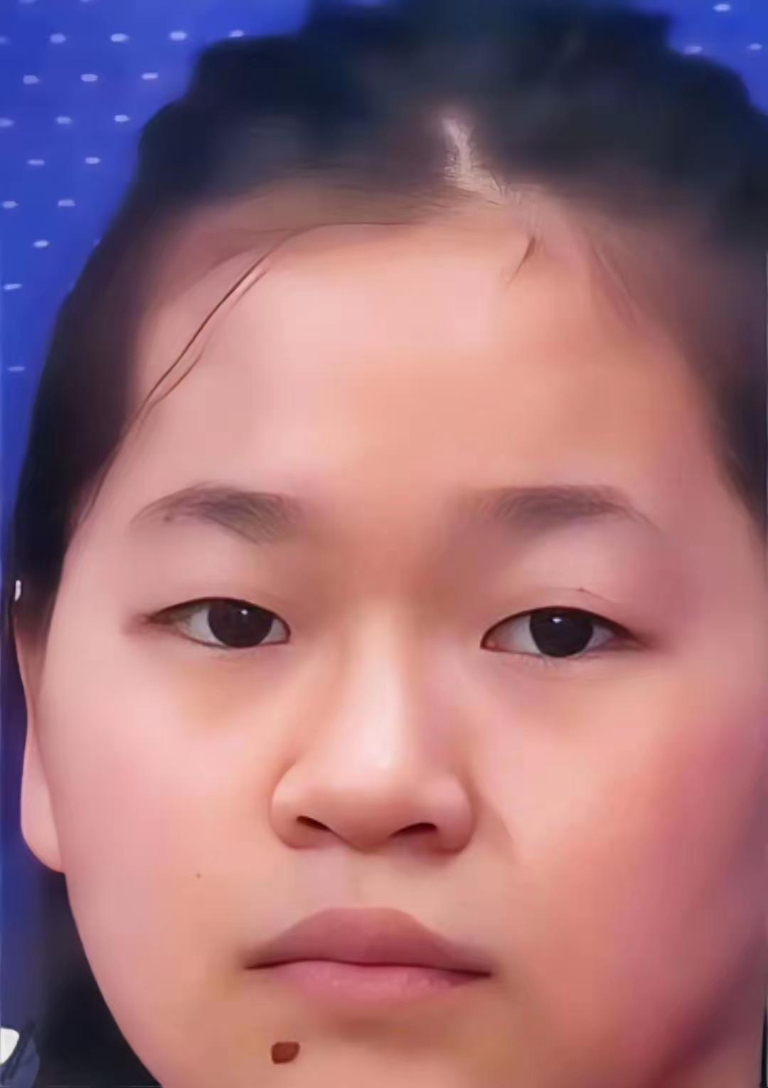 全红婵说：感觉水下面有鬼！在接受采访时，主持人问她，从十米高台跳下去是什么感觉？