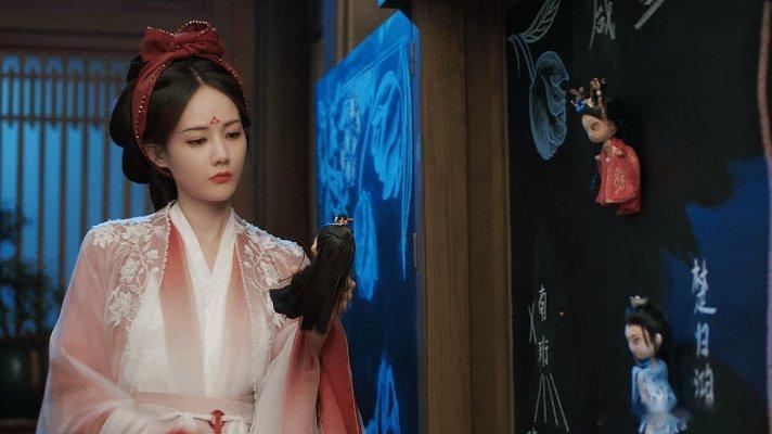 我选李一桐新剧做我暑假解药 李一桐新剧太会拍！宋一梦穿书开启虐恋模式，面对又疯又