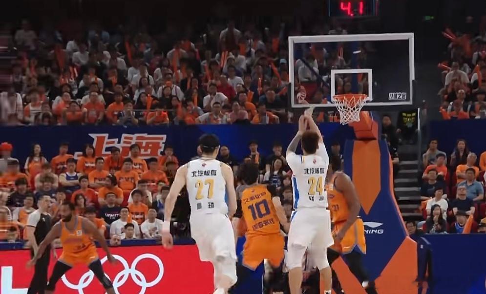 CBA半决赛上海vs北京G2赵睿只要不打广东就好使