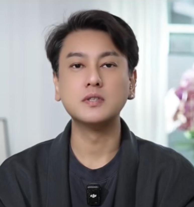 朱孝天
大半夜的发文
公开澄清自己说了错话
就占用公共资源道歉

说自己因“F4