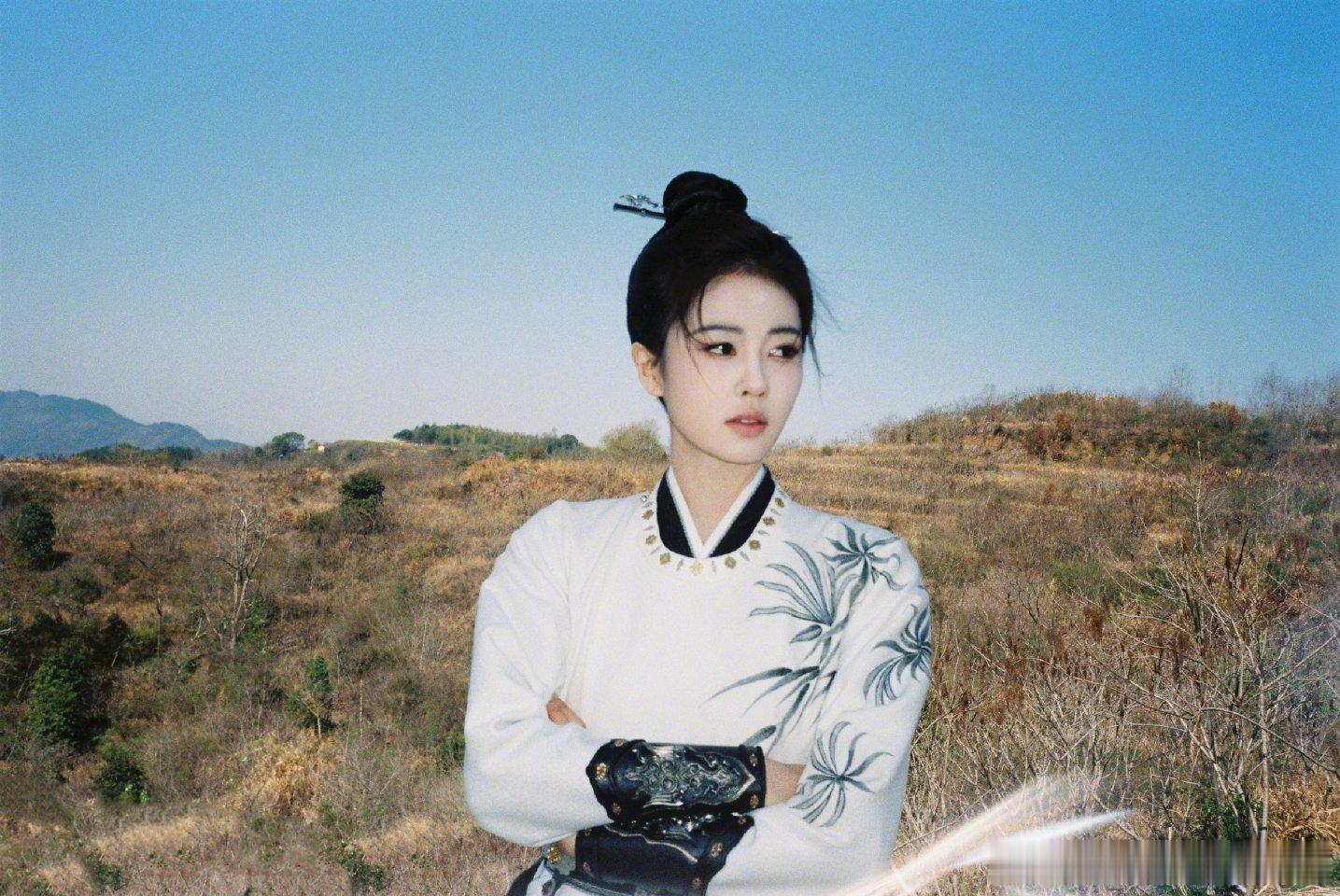 白鹿《唐宫奇案》开播10天，涨粉75.2万粉丝突破3000万 👍有效播剧 