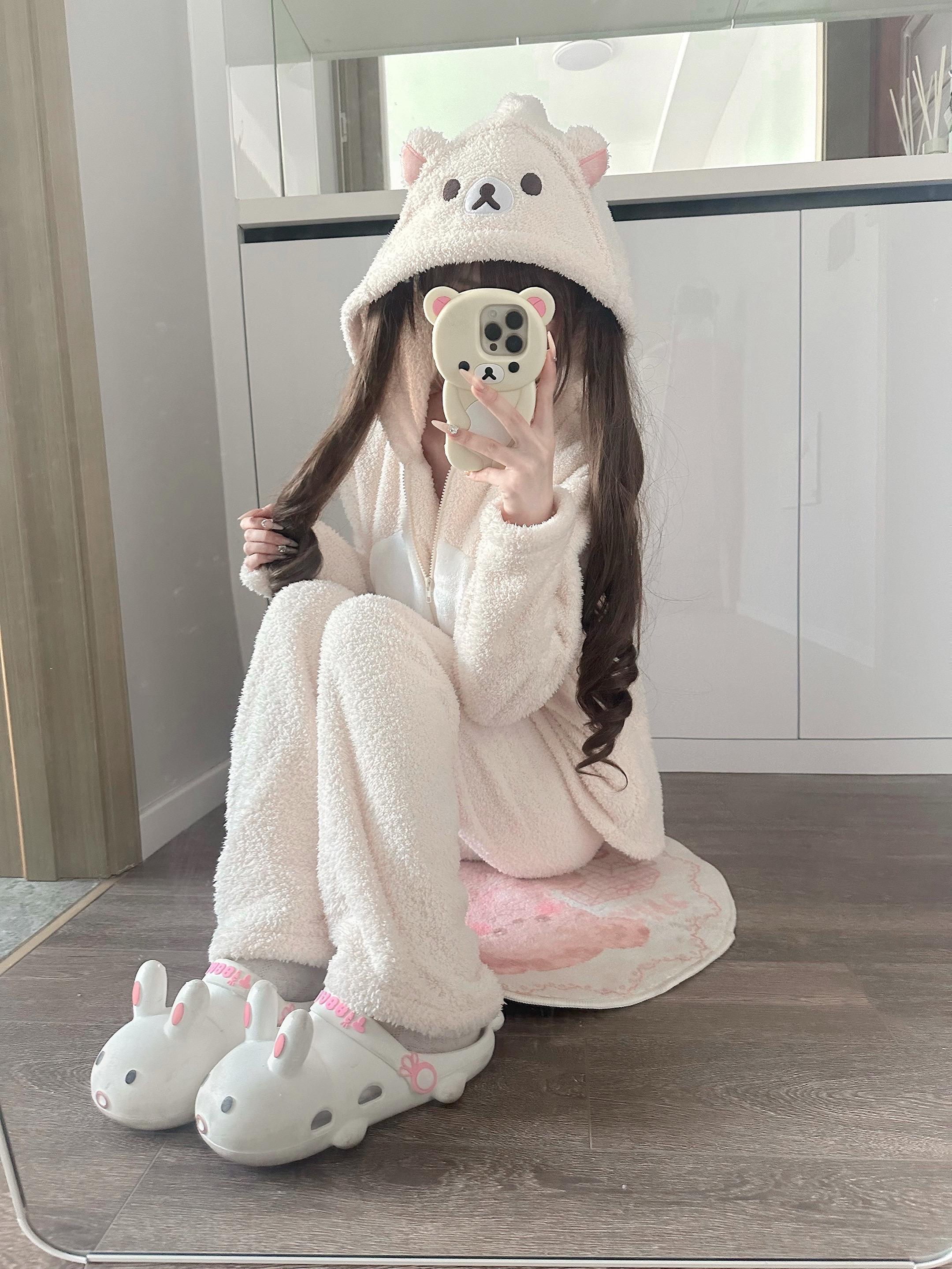 唉 我们到底是不是那种可以和你讲好无聊让你陪陪我这种话的关系(´-ω-`)