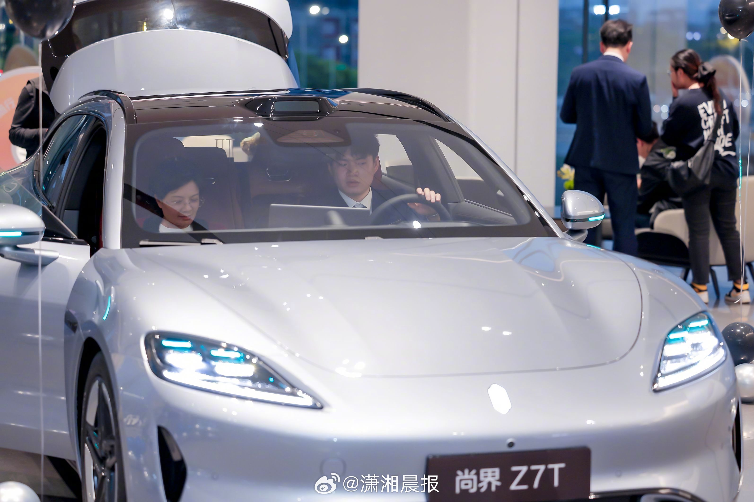 最近车市最火的新车当属尚界Z7、Z7T！上市27分钟大定突破12000台，热度一