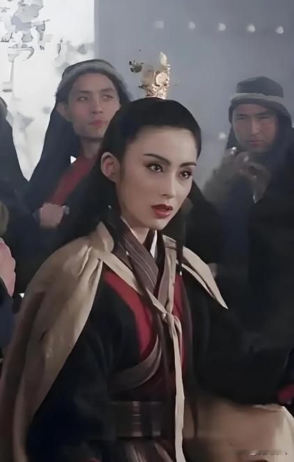 跟向华胜没结果，
张敏又等来了骑士汪雨，
结果还是没有结果！

说实话，看张敏这