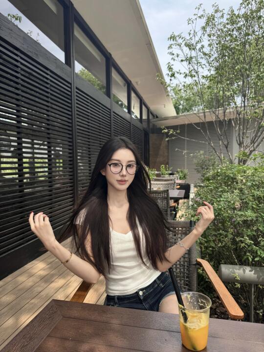 喜欢每一个有阳光的日子