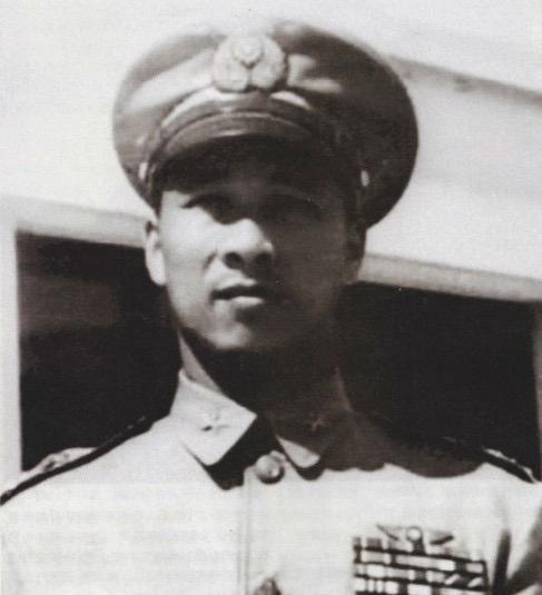 蒋介石“空中亲信”衣复恩：开10年专机，1966年莫名被捕关1066天，出狱仍懵