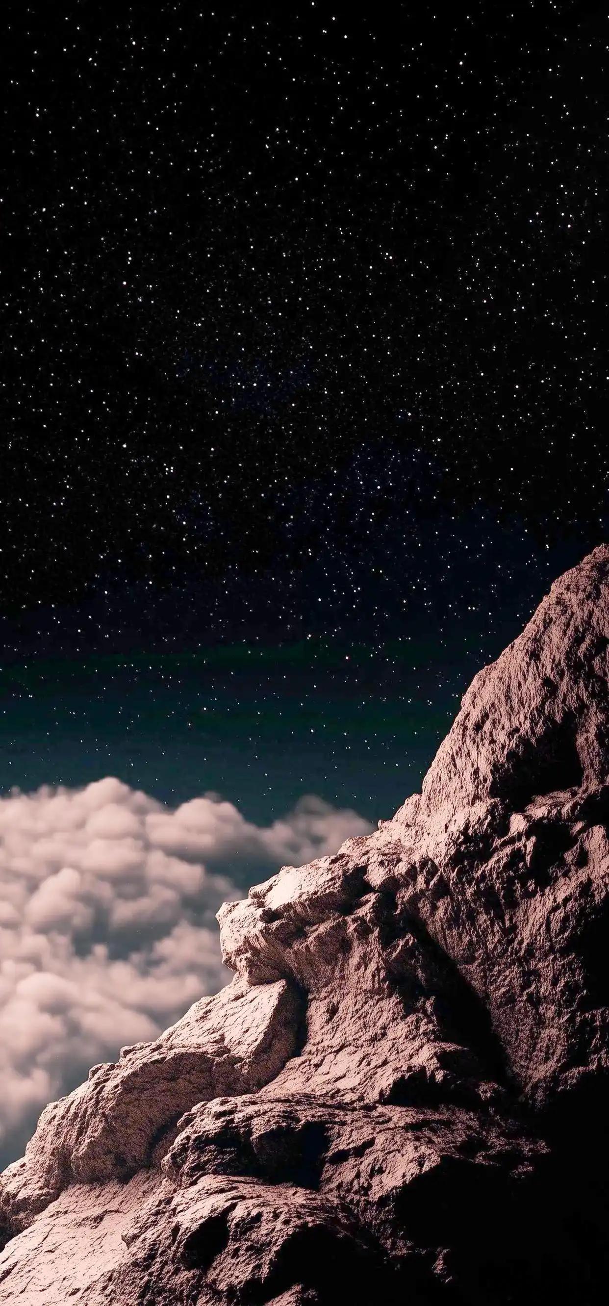 宽窄思语【 独白】我们怕外星人——怕他们带来瘟疫、战争、奴役，怕他们的眼睛长在后