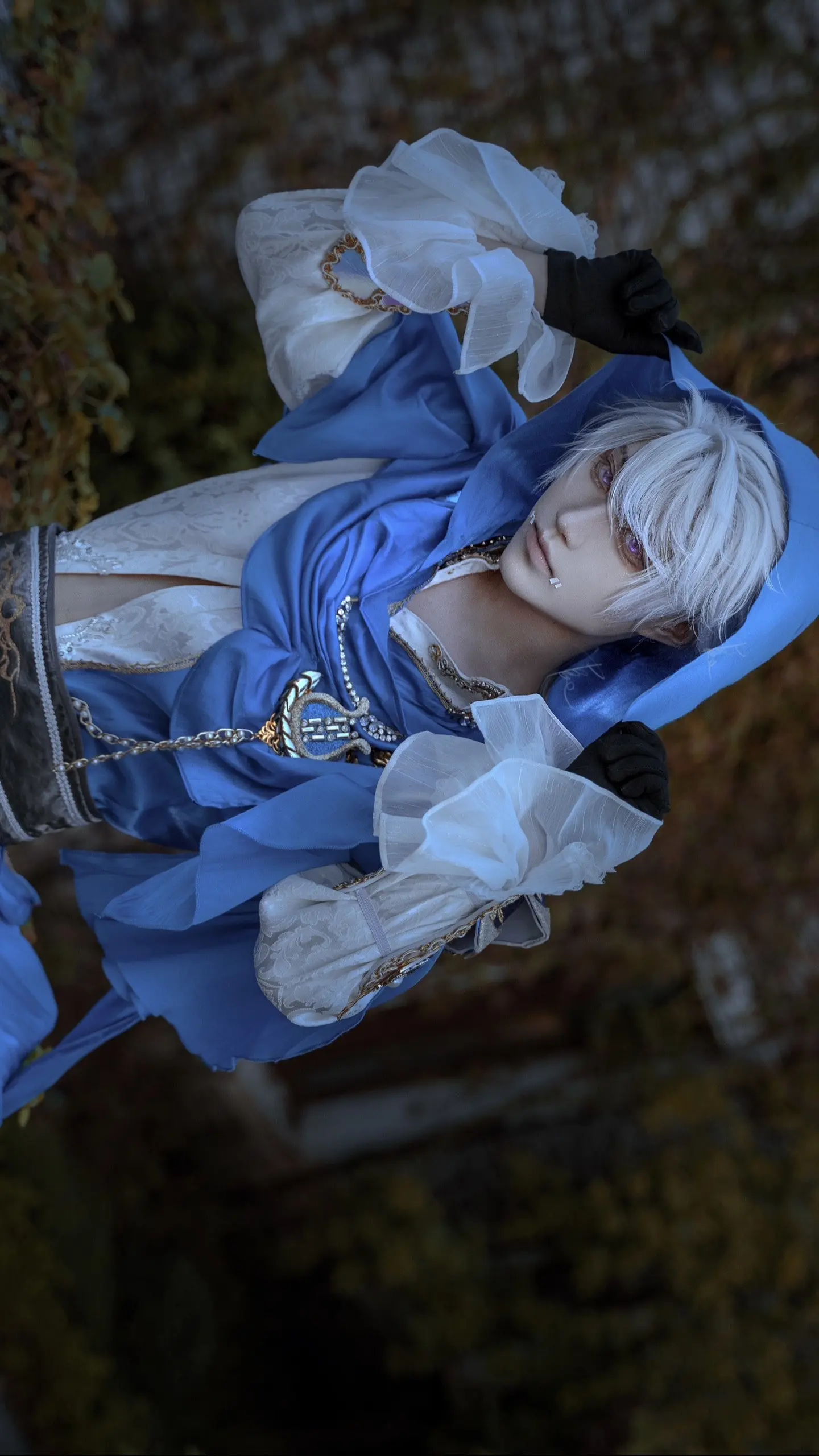 “悄无声息。”