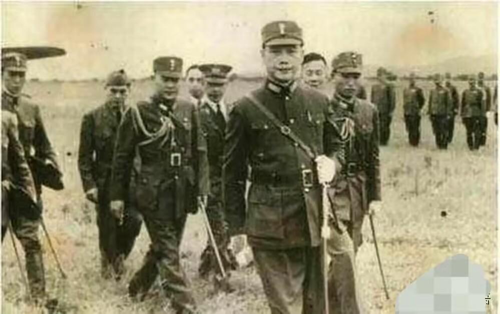 1925年，奉军将领郭松龄在滦州举兵反奉，当时他将第34旅旅长孙旭昌撤职，委派其