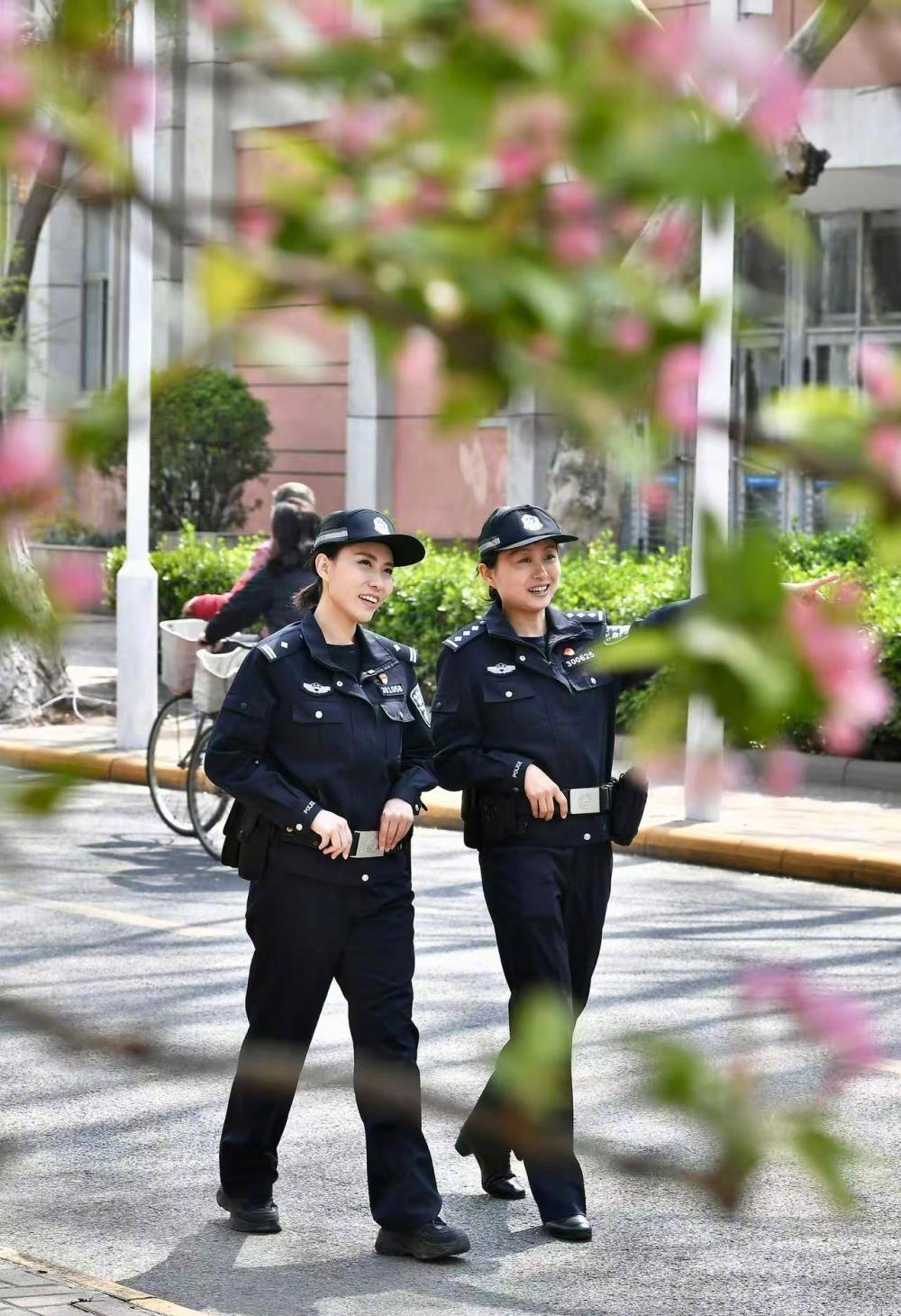 ​​海河春潮映海棠天津赏花植树正当时津城繁花盛经济启新程【春日花开 公安南开分局